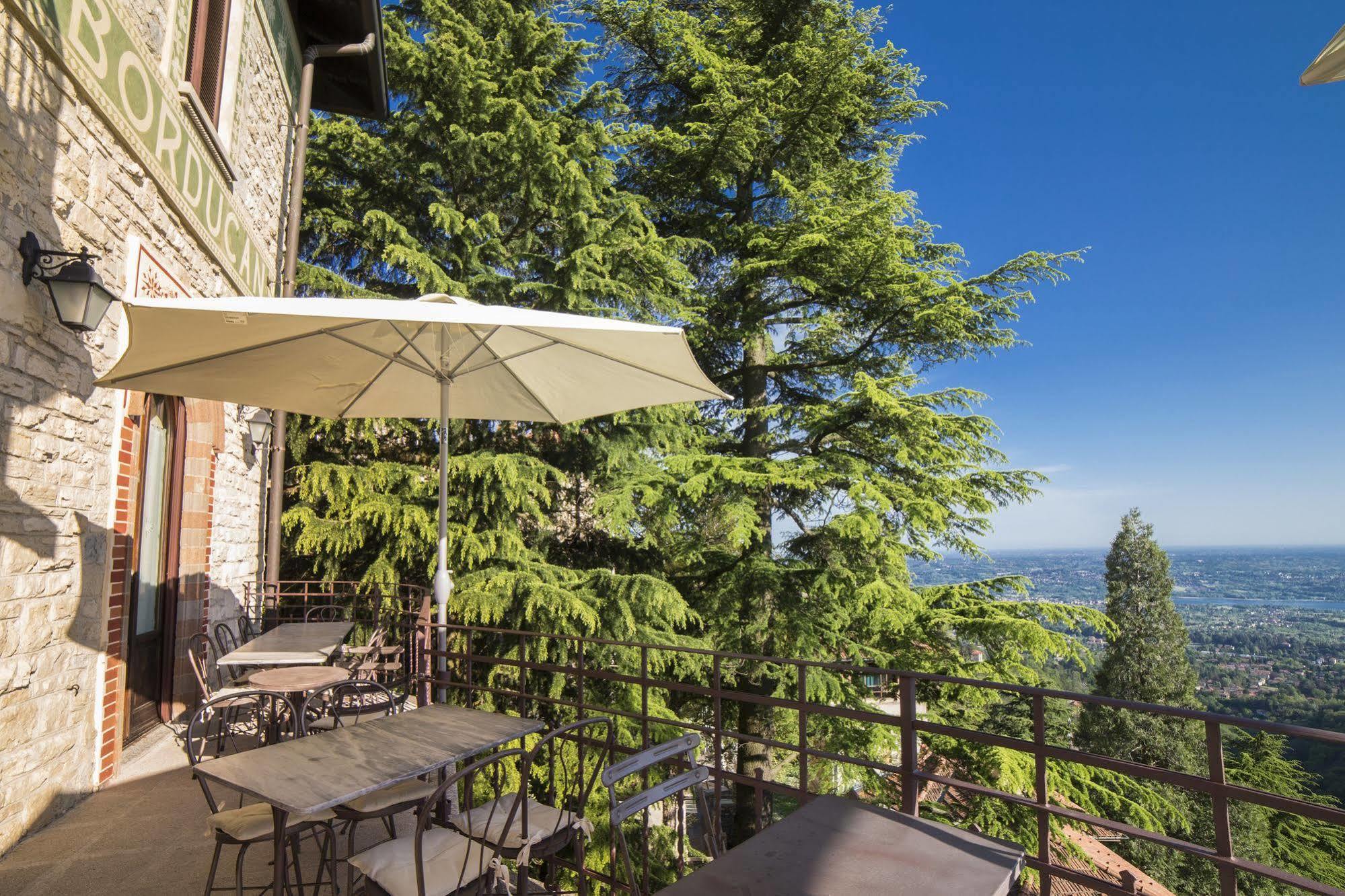Al Borducan Boutique Hotel (Adults Only) Varese Exterior photo